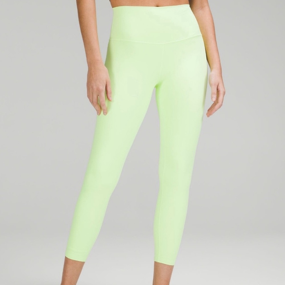 Lululemon Align Leggings 7/8 25in Faded Zap Size 4 Yellow Green